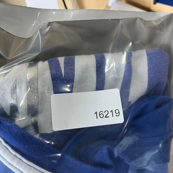 G by Guess T-Shirt Mens Size L Blue White Split Graphic Casual Streetwear - Picture 7 of 7